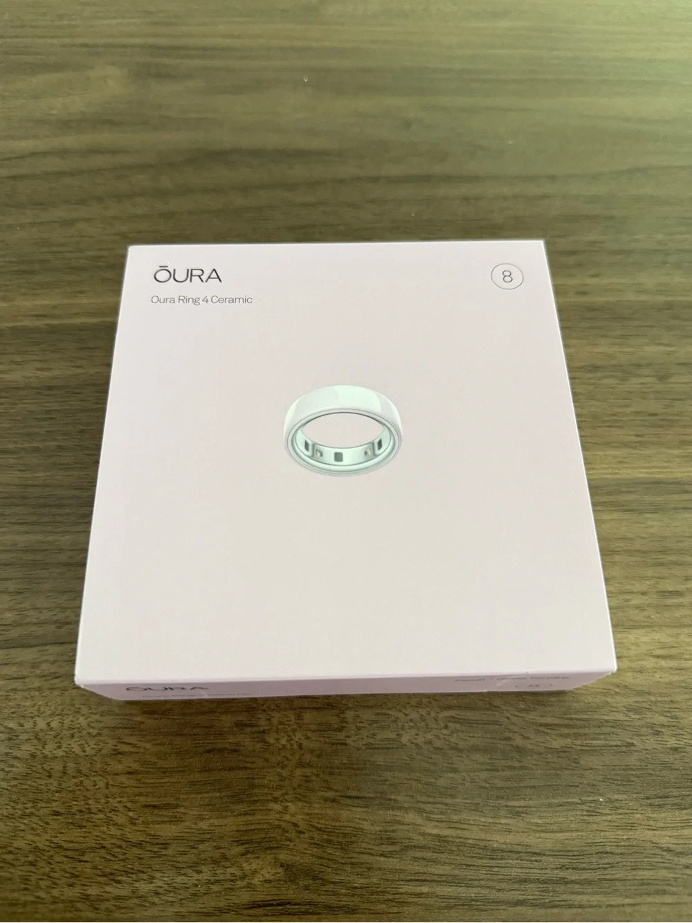 NWT Oura Ring 4- Size 8- Petal Ceramic